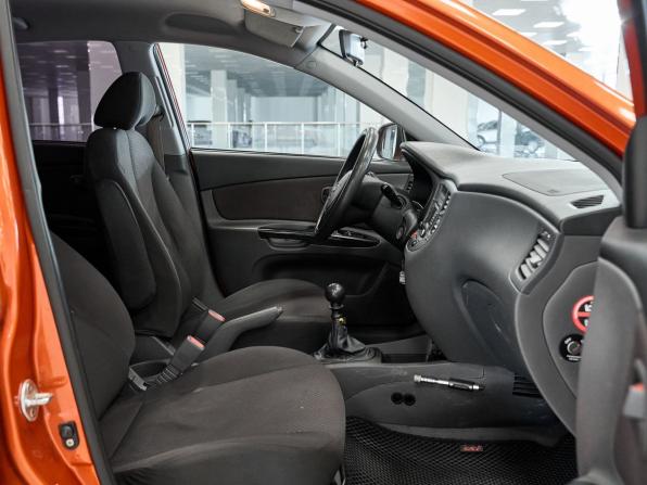 Kia Rio II Рестайлинг с пробегом 2010 года, цена 550 000 рублей, 186815 км, седан, Автокод Объявления