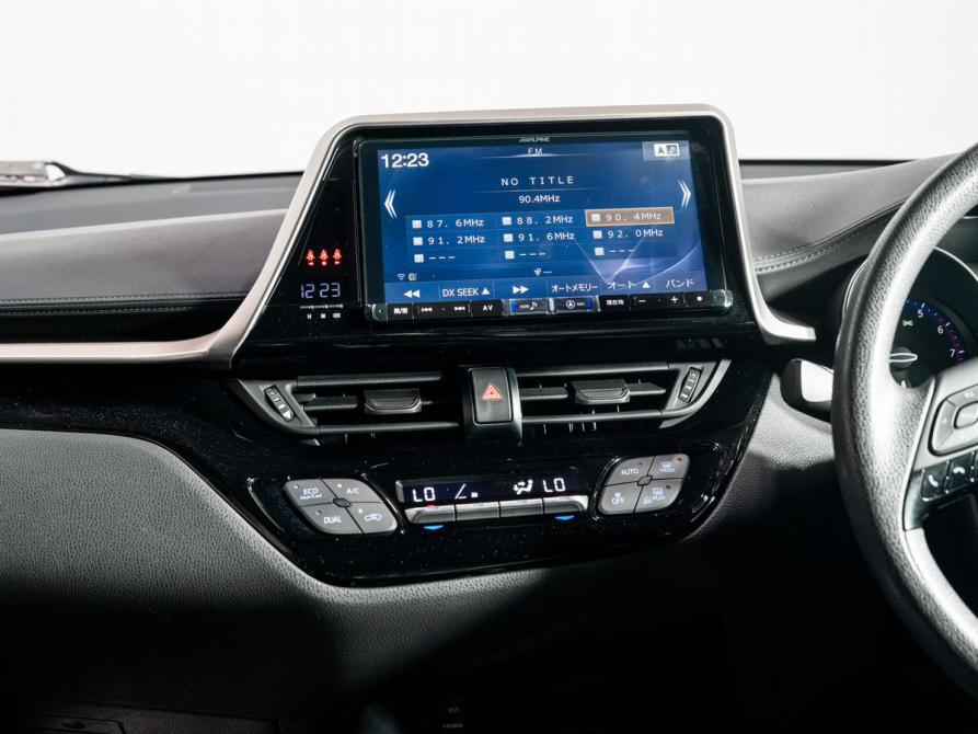 Toyota C-HR I Чита  - изображение 12