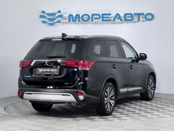 Mitsubishi Outlander III Рестайлинг 3 с пробегом 2020 года, цена 2 100 000 рублей, 142570 км, внедорожник, Автокод Объявления