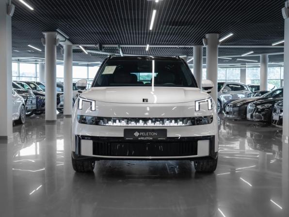 Lynk &amp; Co 900 с пробегом 2026 года, цена 8 500 000 рублей, 42 км, внедорожник, Автокод Объявления