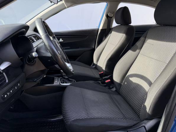 Kia Rio IV с пробегом 2017 года, цена 1 270 000 рублей, 120244 км, седан, Автокод Объявления