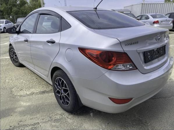 Hyundai Solaris I с пробегом 2011 года, цена 670 000 рублей, 212046 км, седан, Автокод Объявления
