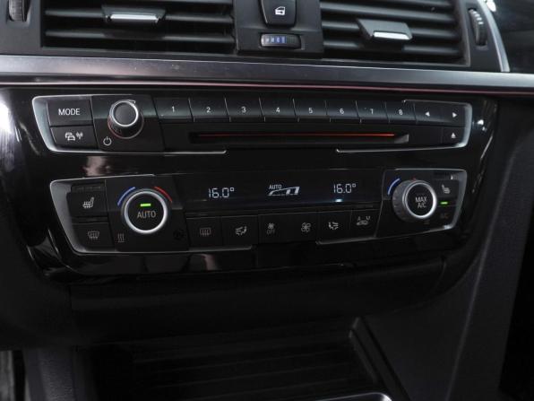 BMW 3 серии VI (F3x) Рестайлинг с пробегом 2015 года, цена 2 140 000 рублей, 150048 км, седан, Автокод Объявления