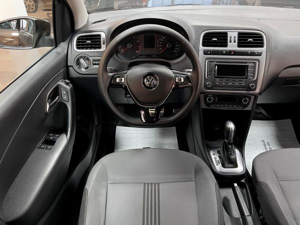 Volkswagen Polo V Рестайлинг с пробегом 2016 года, цена 1 215 000 рублей, 114839 км, седан, Автокод Объявления