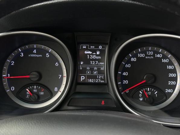 Hyundai Santa Fe III с пробегом 2013 года, цена 1 650 000 рублей, 182127 км, внедорожник, Автокод Объявления
