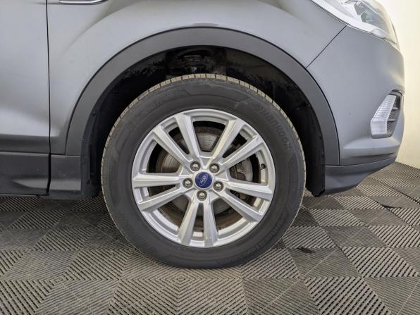 Ford Kuga II Рестайлинг с пробегом 2017 года, цена 1 750 000 рублей, 126876 км, внедорожник, Автокод Объявления