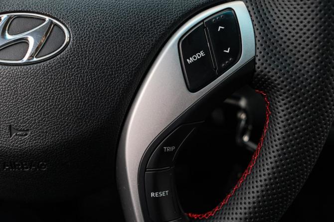 Hyundai Avante V с пробегом 2011 года, цена 720 000 рублей, 248947 км, седан, Автокод Объявления