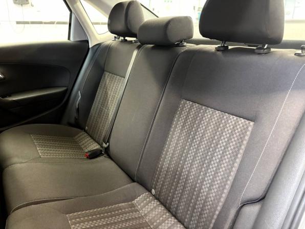 Volkswagen Polo V Рестайлинг с пробегом 2015 года, цена 979 900 рублей, 145000 км, седан, Автокод Объявления