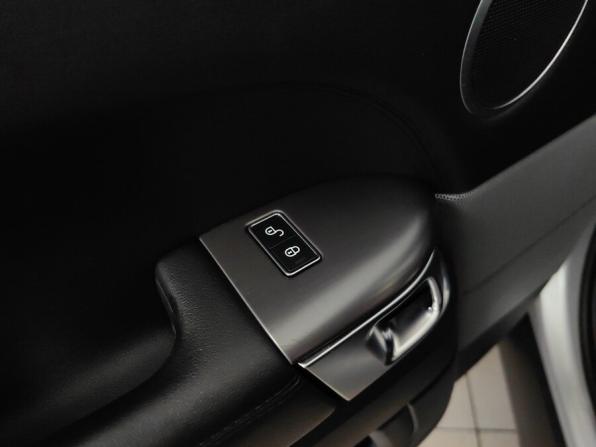 Land Rover Range Rover Sport II Рестайлинг с пробегом 2018 года, цена 3 790 000 рублей, 130000 км, внедорожник, Автокод Объявления