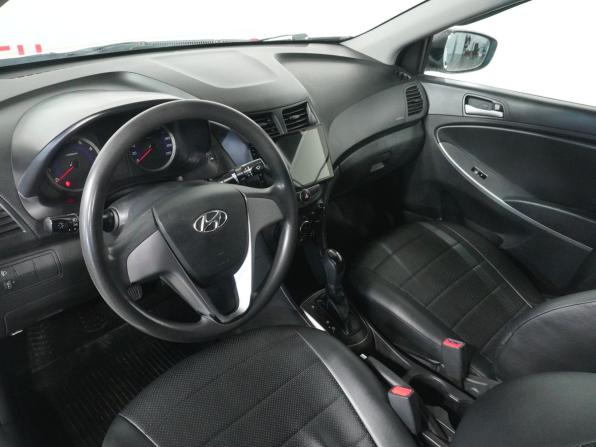 Hyundai Solaris I Рестайлинг с пробегом 2015 года, цена 1 000 000 рублей, 110333 км, седан, Автокод Объявления
