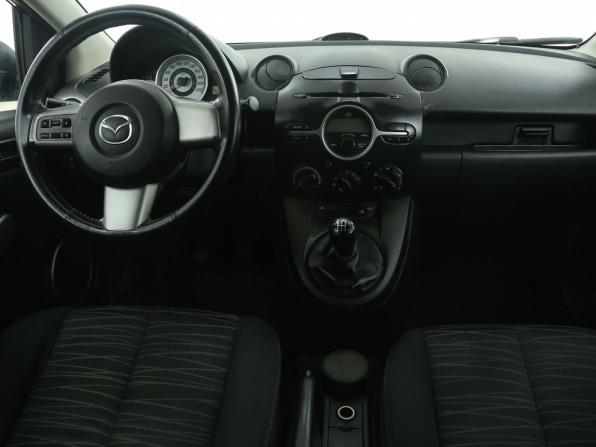 Mazda 2 II (DE) с пробегом 2008 года, цена 378 000 рублей, 151000 км, хэтчбек, Автокод Объявления