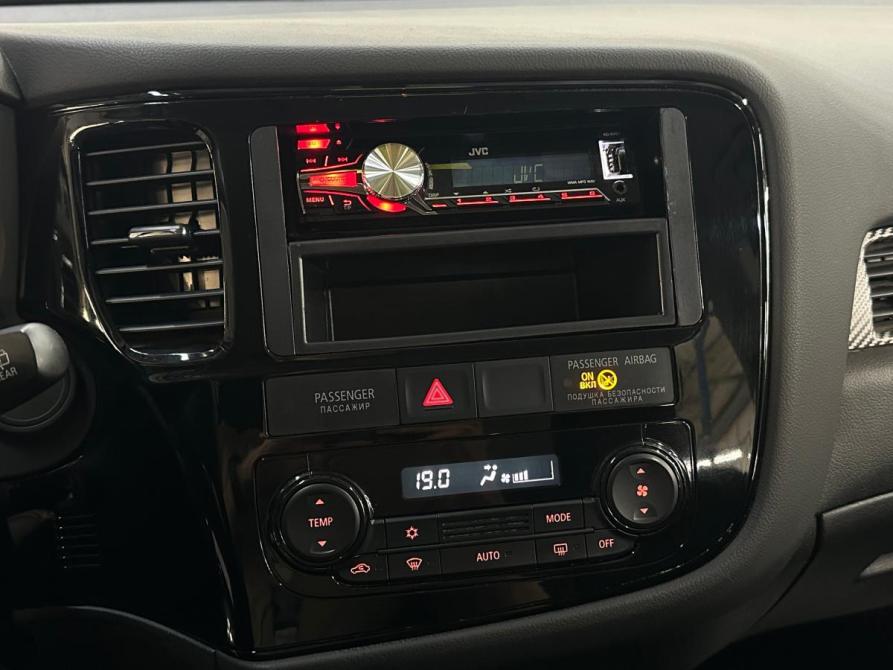 Mitsubishi Outlander III Санкт-Петербург  - изображение 15