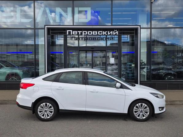 Ford Focus III Рестайлинг с пробегом 2016 года, цена 995 000 рублей, 129635 км, седан, Автокод Объявления