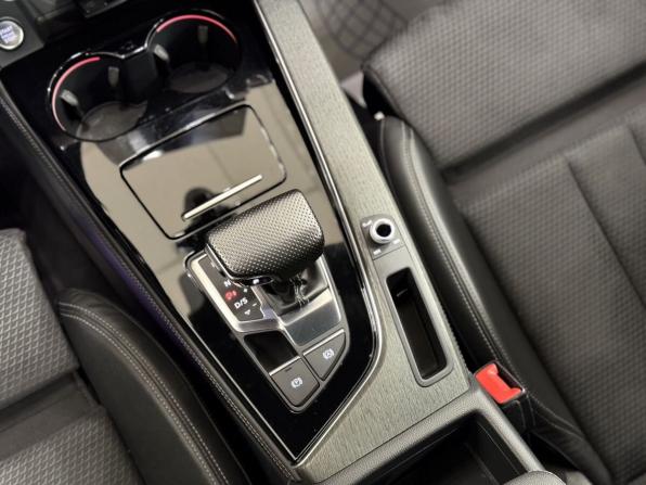 Audi A5 II (F5) Рестайлинг с пробегом 2022 года, цена 4 400 000 рублей, 75534 км, лифтбек, Автокод Объявления