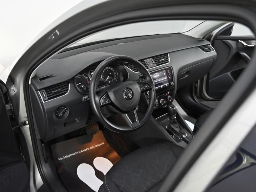 Skoda Octavia III (A7) Рестайлинг Москва  - изображение 6