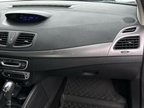 Renault Fluence I Рестайлинг с пробегом 2013 года, цена 790 000 рублей, 146210 км, седан, Автокод Объявления