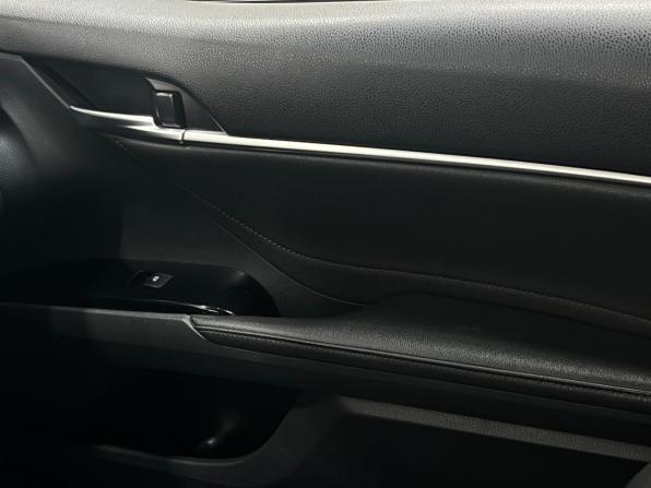 Toyota Camry VIII (XV70) с пробегом 2018 года, цена 2 299 000 рублей, 170100 км, седан, Автокод Объявления