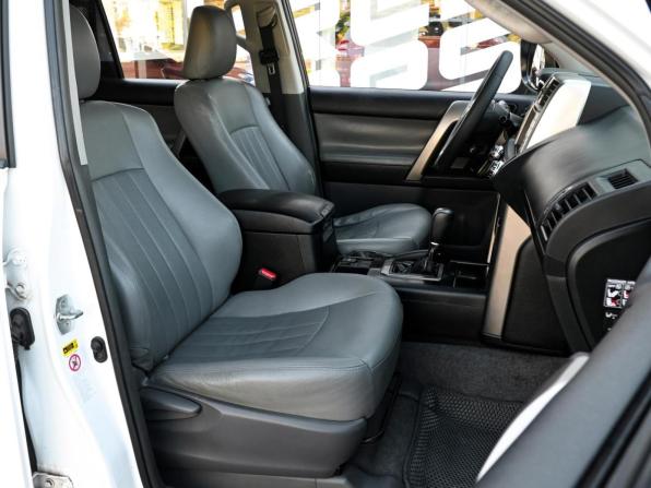 Toyota Land Cruiser Prado 150 Series с пробегом 2011 года, цена 2 699 000 рублей, 181777 км, внедорожник, Автокод Объявления