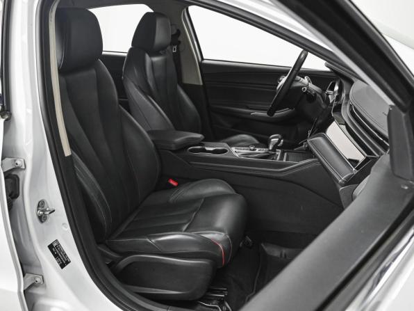 Omoda S5 с пробегом 2023 года, цена 1 340 000 рублей, 134447 км, седан, Автокод Объявления