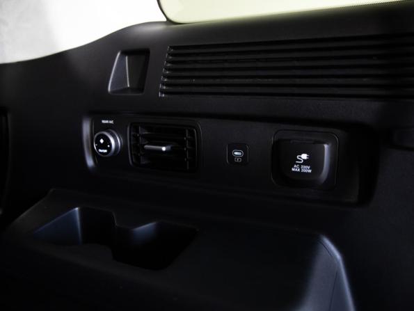 Hyundai Santa Fe V (MX5) с пробегом 2023 года, цена 4 749 000 рублей, 29086 км, внедорожник, Автокод Объявления