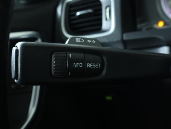 Volvo S60 II с пробегом 2010 года, цена 949 000 рублей, 240000 км, седан, Автокод Объявления