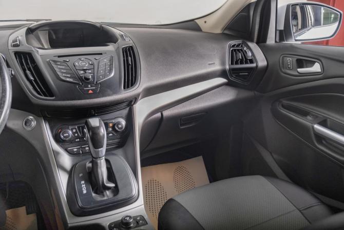 Ford Kuga II с пробегом 2015 года, цена 1 399 000 рублей, 206900 км, внедорожник, Автокод Объявления