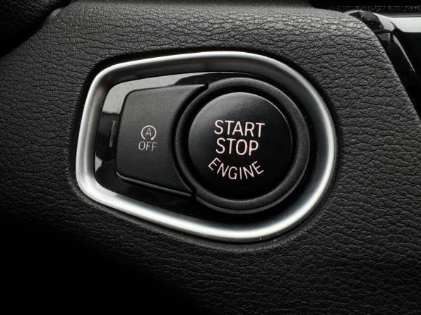 BMW X1 II (F48) Рестайлинг с пробегом 2020 года, цена 2 899 000 рублей, 147059 км, внедорожник, Автокод Объявления