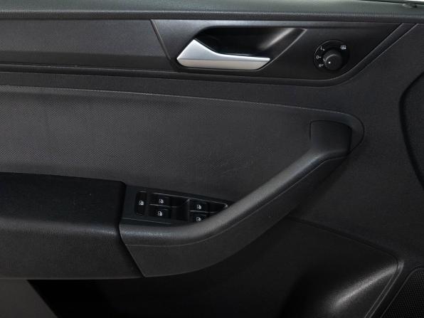 Volkswagen Polo VI с пробегом 2021 года, цена 1 698 000 рублей, 78302 км, лифтбек, Автокод Объявления