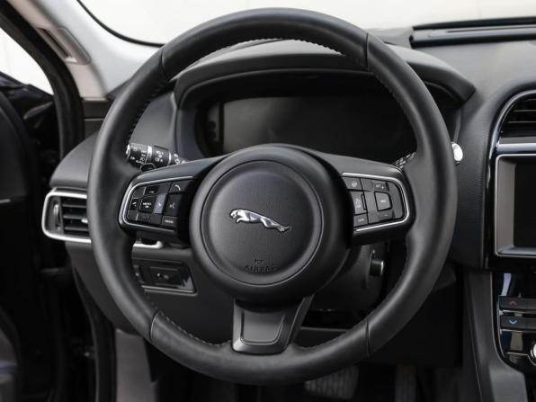 Jaguar F-Pace I с пробегом 2016 года, цена 2 750 000 рублей, 148325 км, внедорожник, Автокод Объявления