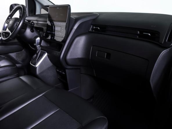 Hyundai Staria I с пробегом 2021 года, цена 4 578 000 рублей, 43097 км, минивэн, Автокод Объявления