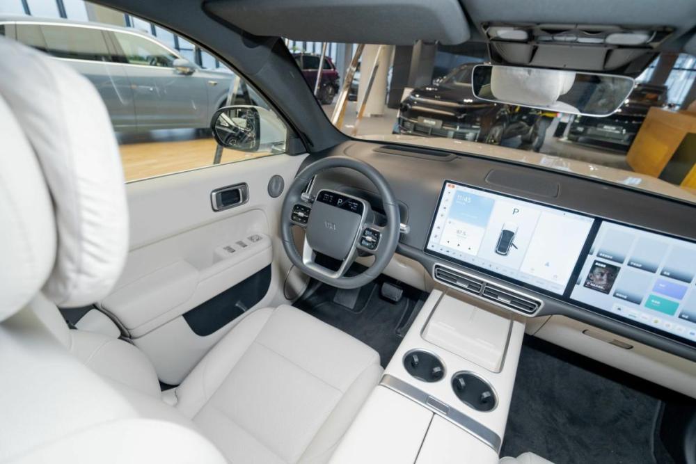 Li Auto (Lixiang) L6 Москва  - изображение 12