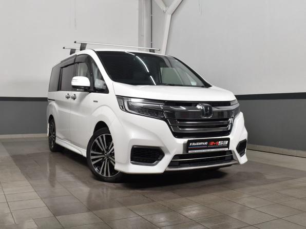 Honda Stepwgn V Рестайлинг с пробегом 2018 года, цена 2 279 995 рублей, 141006 км, минивэн, Автокод Объявления