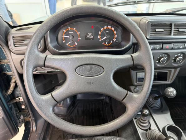 Lada (ВАЗ) Niva Legend с пробегом 2024 года, цена 919 000 рублей, 11043 км, внедорожник, Автокод Объявления