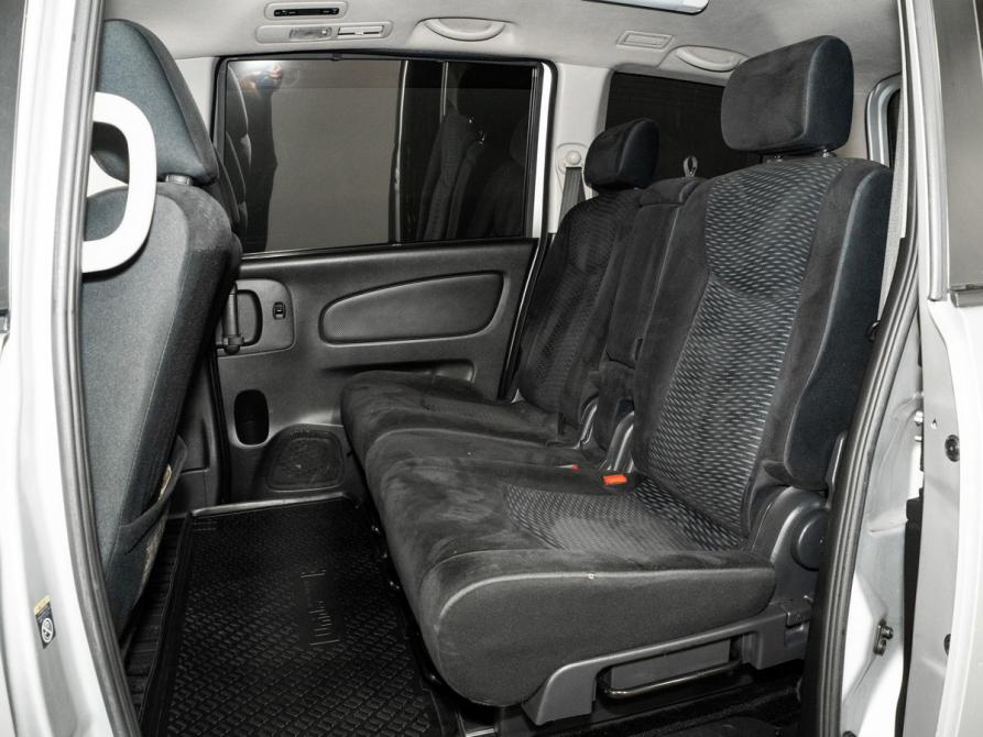 Nissan Serena IV (C26) Иркутск  - изображение 7