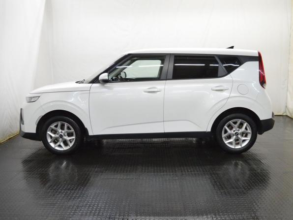 Kia Soul III с пробегом 2020 года, цена 1 750 000 рублей, 135747 км, хэтчбек, Автокод Объявления