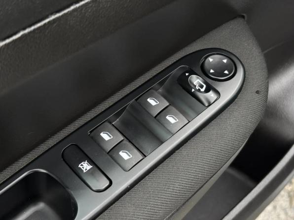 Peugeot 307 I Рестайлинг с пробегом 2007 года, цена 390 000 рублей, 336975 км, универсал, Автокод Объявления