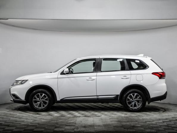Mitsubishi Outlander III Рестайлинг 2 с пробегом 2017 года, цена 1 799 000 рублей, 151945 км, внедорожник, Автокод Объявления