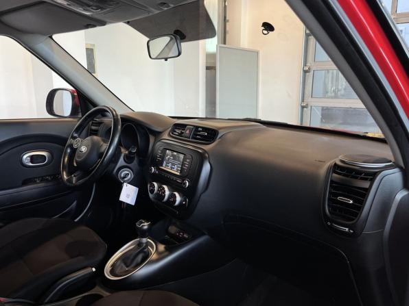 Kia Soul II Рестайлинг с пробегом 2018 года, цена 1 835 000 рублей, 76462 км, хэтчбек, Автокод Объявления