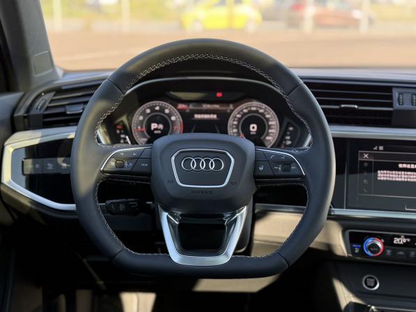 Audi Q3 II (F3) с пробегом 2026 года, цена 3 850 000 рублей, 25 км, внедорожник, Автокод Объявления