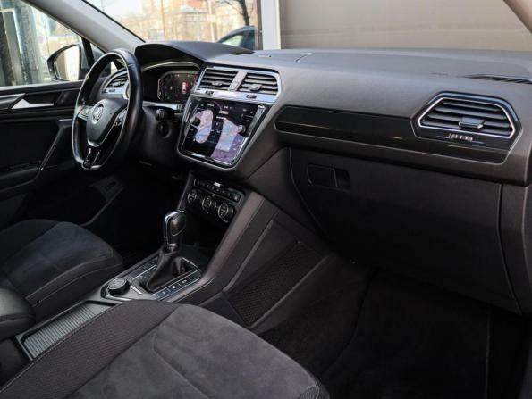 Volkswagen Tiguan II с пробегом 2019 года, цена 2 700 000 рублей, 105309 км, внедорожник, Автокод Объявления
