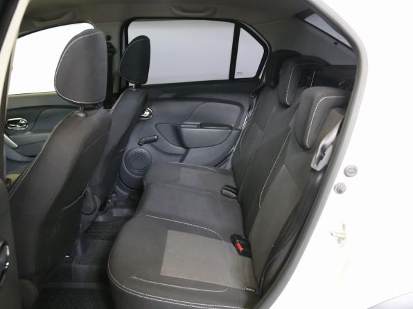 Renault Logan II Рестайлинг с пробегом 2021 года, цена 1 435 000 рублей, 53220 км, седан, Автокод Объявления