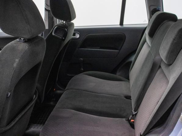 Ford Fusion I Рестайлинг с пробегом 2005 года, цена 398 000 рублей, 142637 км, хэтчбек, Автокод Объявления