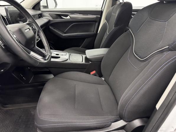 Haval Jolion I с пробегом 2023 года, цена 1 822 000 рублей, 42290 км, внедорожник, Автокод Объявления