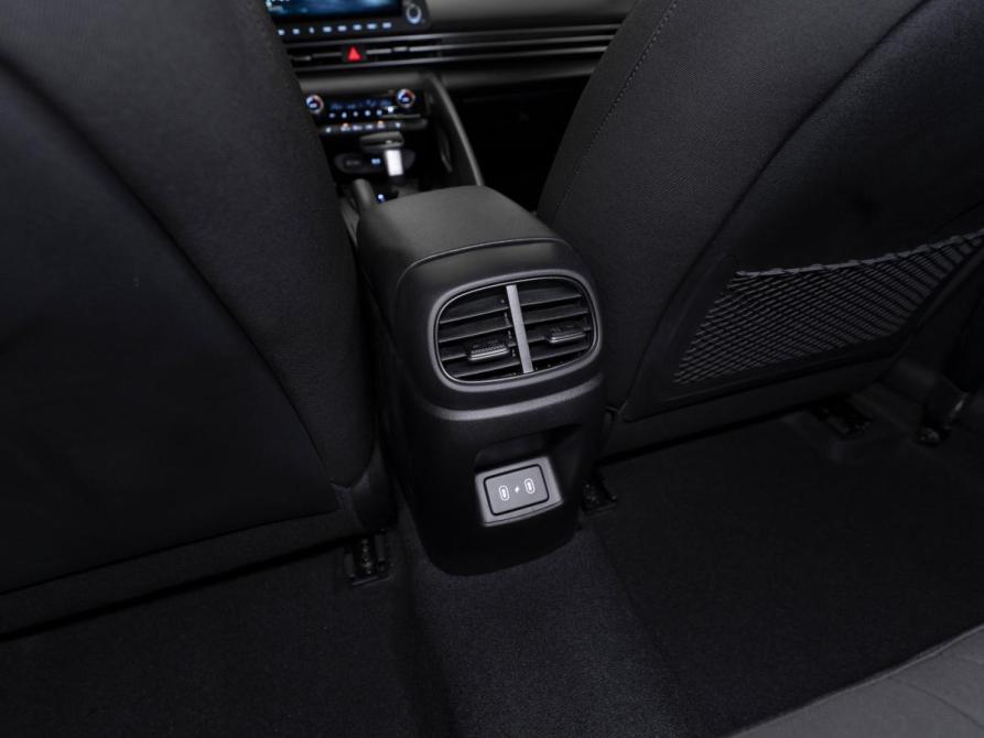 Hyundai Elantra VII (CN7) Рестайлинг Москва  - изображение 13