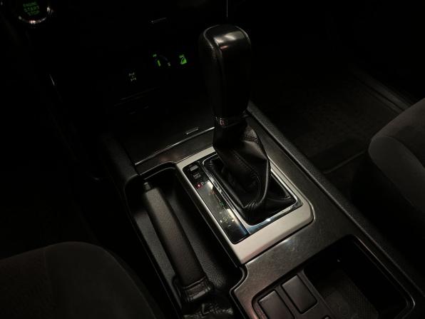 Toyota Land Cruiser Prado 150 Series Рестайлинг 1 с пробегом 2016 года, цена 4 030 000 рублей, 65854 км, внедорожник, Автокод Объявления