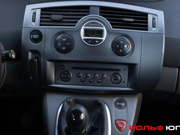 Renault Scenic II Рестайлинг с пробегом 2006 года, цена 298 000 рублей, 272408 км, компактвэн, Автокод Объявления