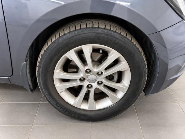 Kia Ceed II с пробегом 2014 года, цена 990 000 рублей, 180256 км, хэтчбек, Автокод Объявления