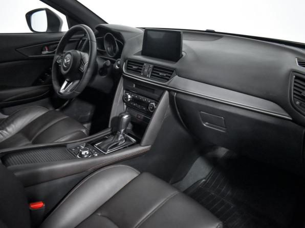 Mazda CX-4 I Рестайлинг с пробегом 2023 года, цена 2 739 000 рублей, 36000 км, внедорожник, Автокод Объявления