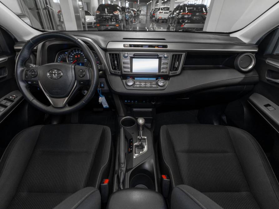 Toyota RAV4 IV (XA40) Москва  - изображение 8