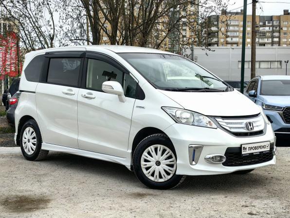 Honda Freed I Рестайлинг 2 с пробегом 2014 года, цена 1 099 000 рублей, 136000 км, компактвэн, Автокод Объявления